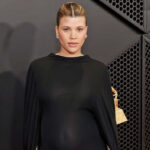 Sofia Richie: From Fashion It-Girl to Modern Lifestyle Icon